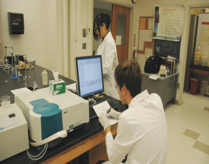 CWRU researchers make promising discoveries in Alzheimer’s research