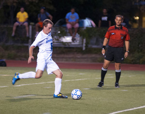 Men fall in second half to No. 9 Brandeis 2-0