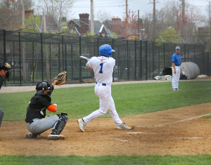 Bats stay hot, Spartans win 3 of 4 over the weekend