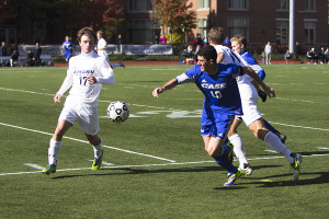 Men’s soccer loses two straight despite strong play