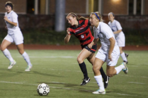 Women’s soccer falls short in last game