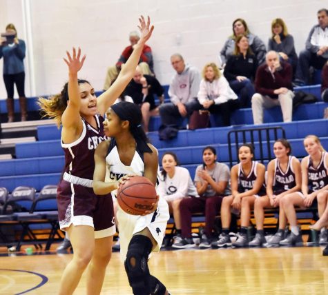 Hellmann hits 1,000 as Spartans fall again