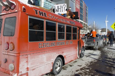 Browns fans wonder about contention