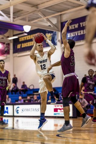 Men’s basketball wins Bill Sudeck Tournament