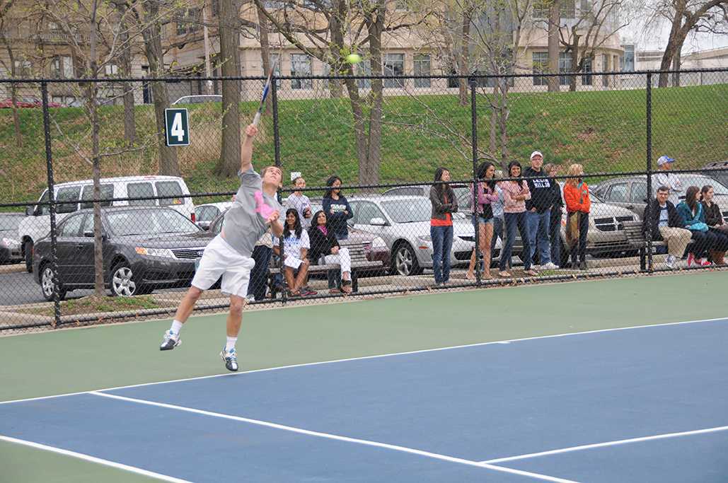 Junior Eric Klawitter went 2-1 on the weekend, headlined by a 6-4, 4-6, 6-3 win over No. 12 N.C. Wesleyan’s Johan Ljungdahl.  