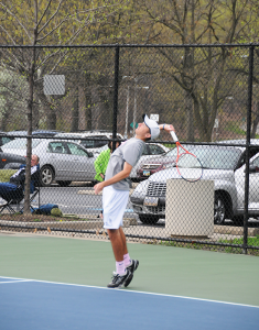 Central region No. 15 Will Drougas fell in three sets against Kenyon’s No. 3 Michael Razumovsky on Saturday, 6-1, 1-6, 6-1.