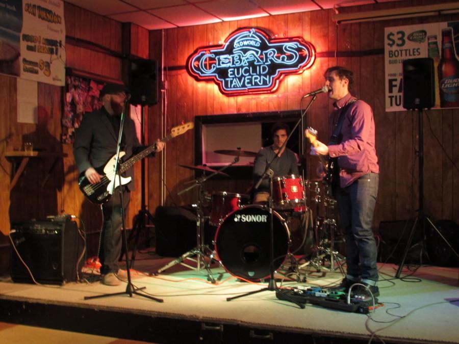 Indie band Bro Dylan performed a three-hour set at Cebars Euclid Tavern, where they played original music off of their upcoming album and a few covers of popular songs. Singer Alex Zinni graduated from CWRU in 2014.