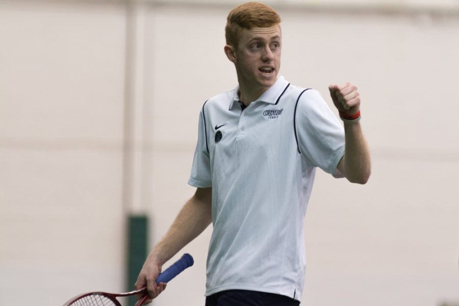 Men’s tennis sweeps in emphatic fashion