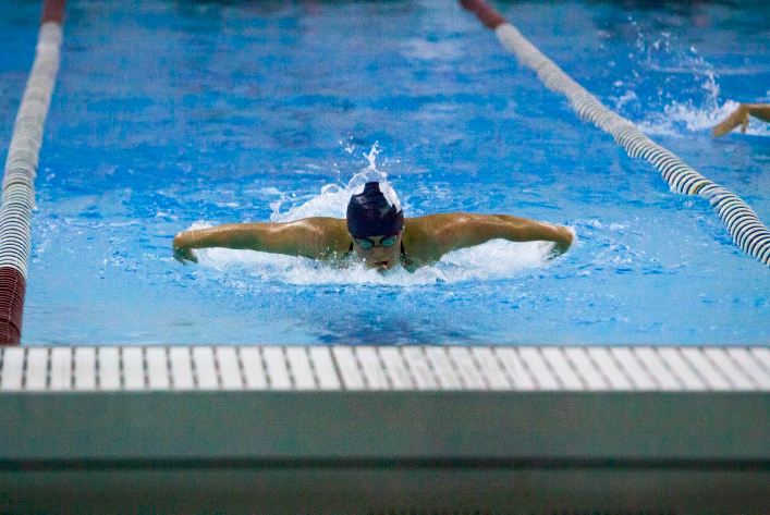 The men’s and women’s swimming and diving teams swept the Wooster Invitational for the second straight year.
