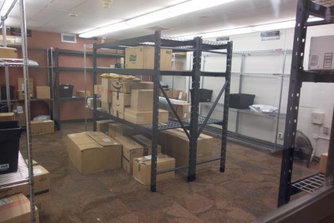 Richards: New package room at Wade Commons poses security questions
