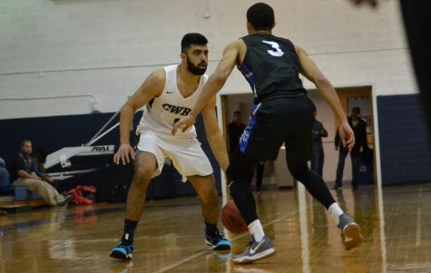Men’s basketball loses season finale in overtime