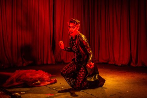 Queer aesthetics in “costumes,” Cleveland LGBTQ+ performers and safe spaces