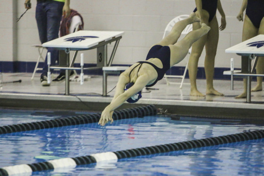 The CWRU mens and womens swim teams dove into the season opener with victories against Ohio Wesleyan