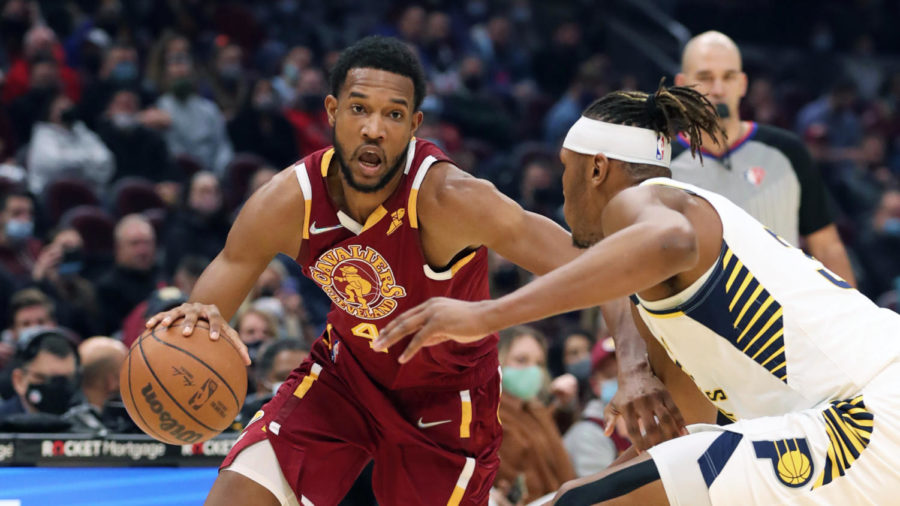 Evan Mobley (left) led the Cavs to a 108-104 victory against the Indiana Pacers on Jan. 2.