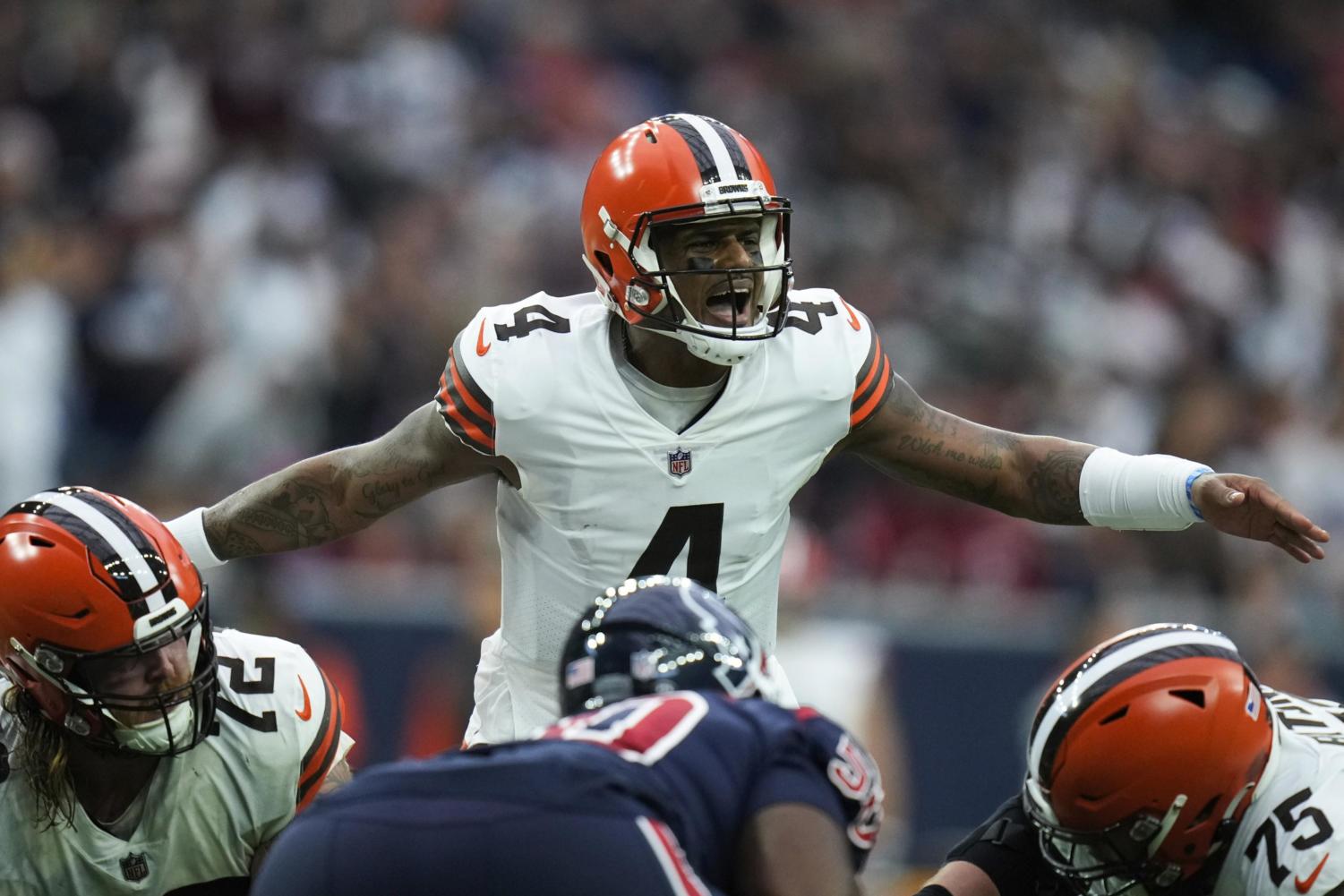 Browns bottle up Burrow, Watson throws two touchdowns in 24-3 win – The  Observer