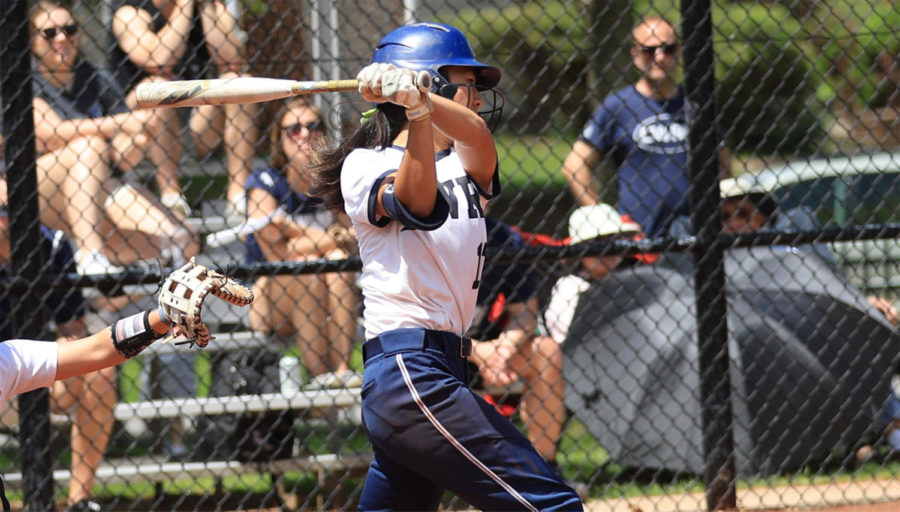 Third-year+KaiLi+Gross+was+one+of+several+key+players+in+the+CWRU+softball+teams+14+consecutive+wins.
