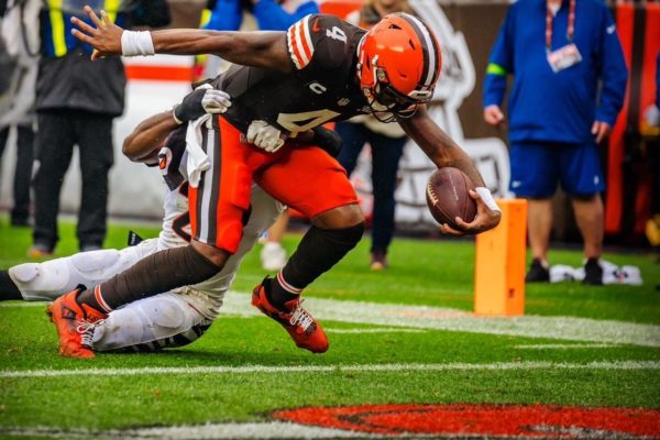 In his first game with the Cleveland Browns, quarterback Deshaun Watson takes his team to victory against long-time rivals the Cincinnati Bengals.