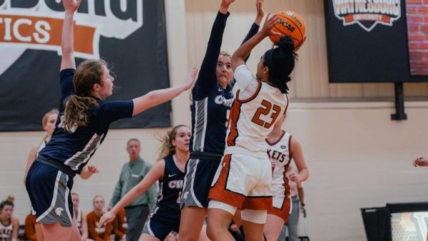 The CWRU womens basketball team starts their season strong with a 69-49 win against Waynesburg University.