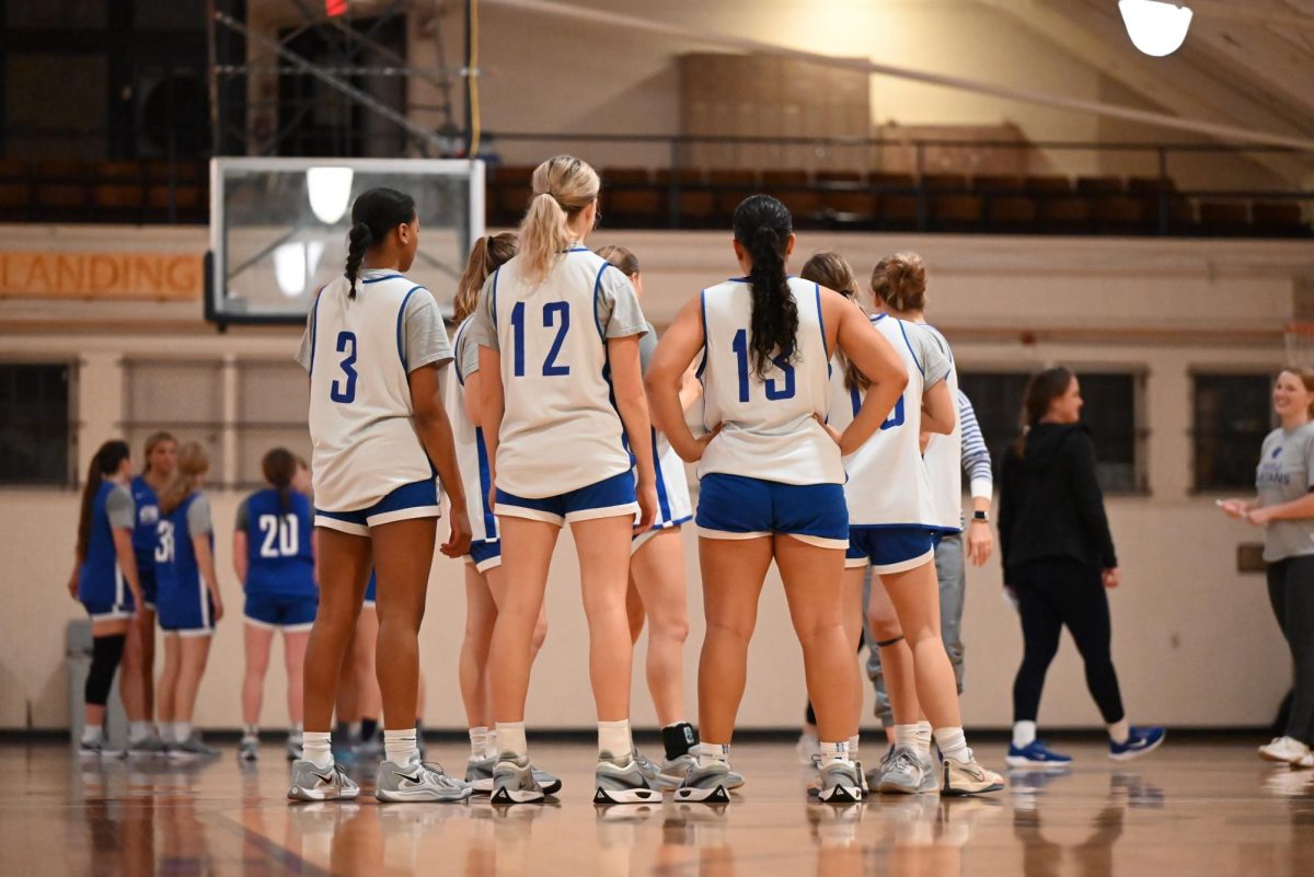 Head Coach Jennifer Reimer guides the women's basketball team as they enter a new season. 