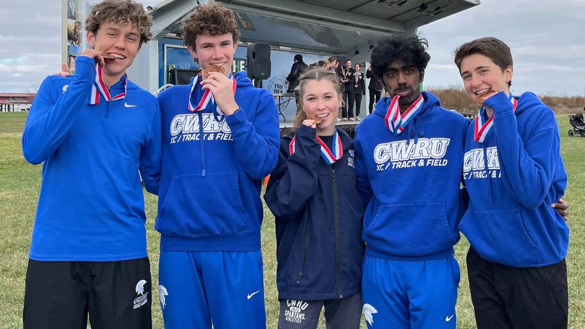 Third-year Lauren Iagnemma (right) and fourth-year Aidan Nathan (second from right) qualified for the DIII NCAA Championship after the NCAA Great Lakes Regional, with other successful performances from (left to right) second-year Jacob Slater, first-year Donovan Crowley and third-year Ashley Novak.