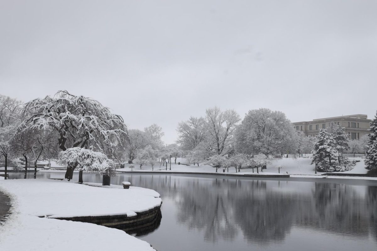 The CWRU campus was covered in snow after the Sunday snowstorm, and the university failed to clear snow from most walkways before Monday morning.