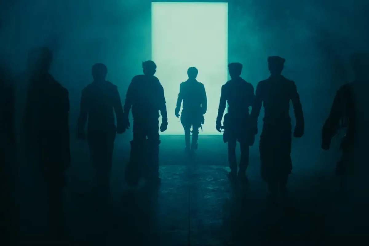 ENHYPEN's new album combines dark drama and action, making for an exciting listen. 